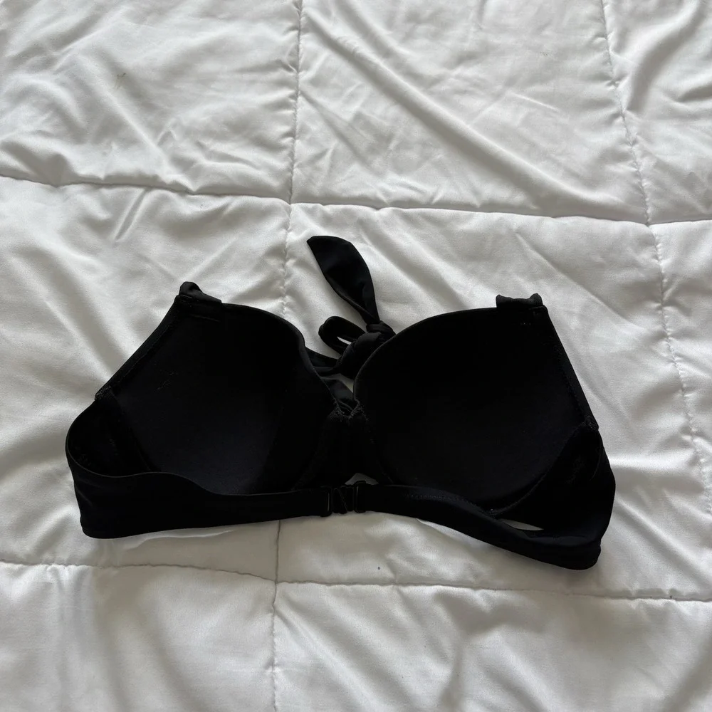 Dorina Bikini Top Bathing Suit Womens 38B Black Summer Beach Resortwear Vacation